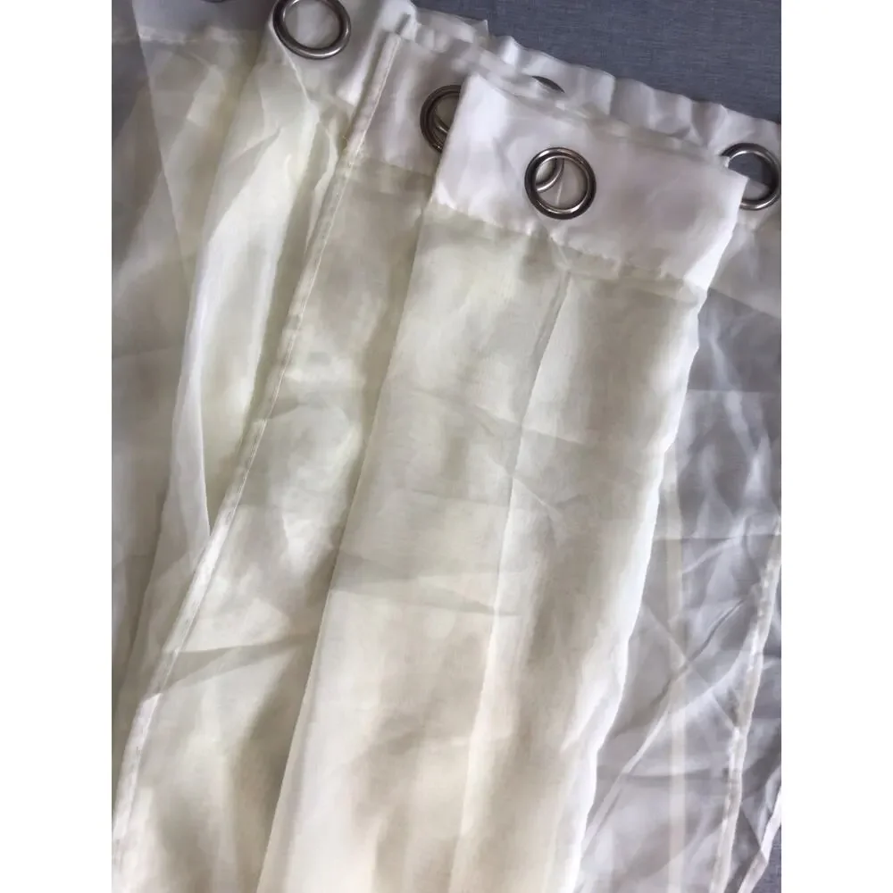 2 Curtain Panels, Ring Rod